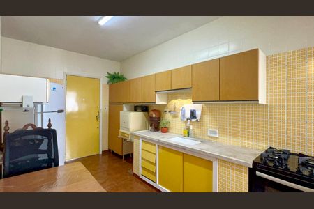 Apartamento à venda com 118m², 3 quartos e 1 vaga Apartamento à venda com 118m², 3 quartos e 1 vagaCozinha