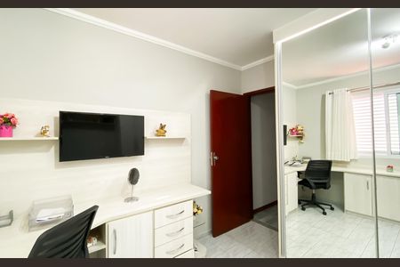 Casa à venda com 140m², 3 quartos e 2 vagas Casa à venda com 140m², 3 quartos e 2 vagasQuarto 3