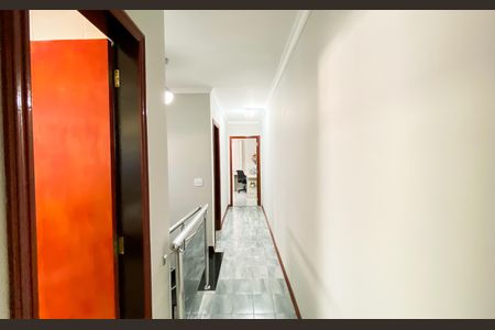 Casa à venda com 140m², 3 quartos e 2 vagas Casa à venda com 140m², 3 quartos e 2 vagasCorredor
