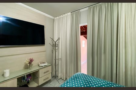 Casa à venda com 140m², 3 quartos e 2 vagas Casa à venda com 140m², 3 quartos e 2 vagasQuarto 1