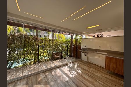 Apartamento à venda com 99m², 2 quartos e 2 vagas Apartamento à venda com 99m², 2 quartos e 2 vagasVaranda / Área Garden