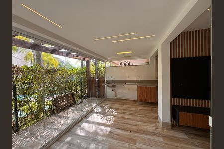 Apartamento à venda com 99m², 2 quartos e 2 vagas Apartamento à venda com 99m², 2 quartos e 2 vagasVaranda / Área Garden