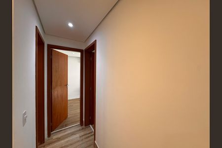 Apartamento à venda com 99m², 2 quartos e 2 vagas Apartamento à venda com 99m², 2 quartos e 2 vagasCorredor