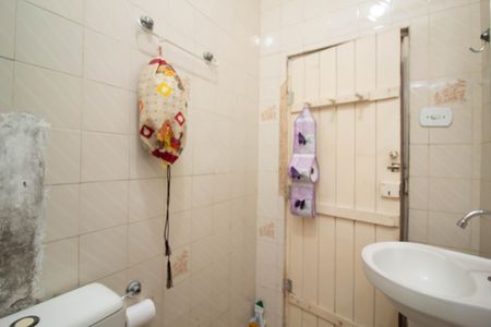 Casa para alugar com 75m², 2 quartos e sem vagaBanheiro