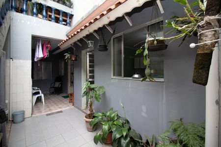 Casa para alugar com 75m², 2 quartos e sem vagaÁrea comum