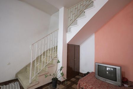 Casa à venda com 140m², 3 quartos e 2 vagas Casa à venda com 140m², 3 quartos e 2 vagasSala