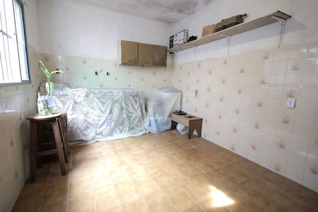 Casa à venda com 140m², 3 quartos e 2 vagas Casa à venda com 140m², 3 quartos e 2 vagasEdicula