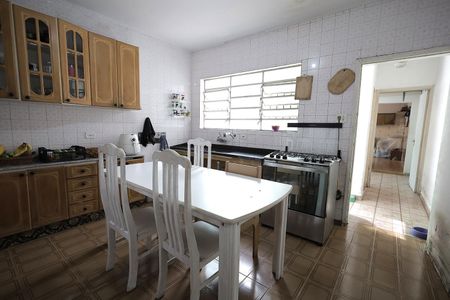 Casa à venda com 140m², 3 quartos e 2 vagas Casa à venda com 140m², 3 quartos e 2 vagasCozinha