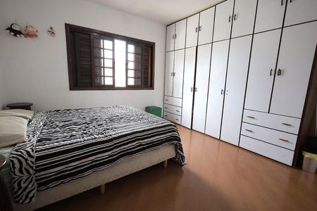 Casa à venda com 140m², 3 quartos e 2 vagas Casa à venda com 140m², 3 quartos e 2 vagasQuarto 2