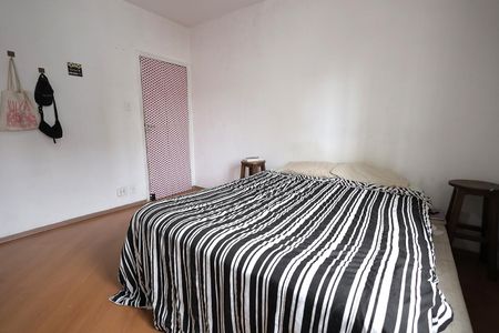 Casa à venda com 140m², 3 quartos e 2 vagas Casa à venda com 140m², 3 quartos e 2 vagasQuarto 2