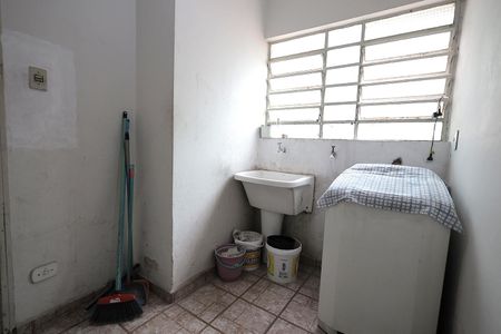 Casa à venda com 140m², 3 quartos e 2 vagas Casa à venda com 140m², 3 quartos e 2 vagasÁrea de Serviço