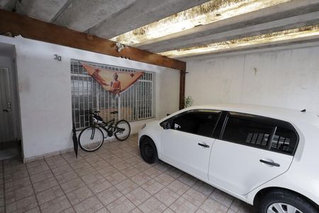 Casa à venda com 140m², 3 quartos e 2 vagas Casa à venda com 140m², 3 quartos e 2 vagasGaragem