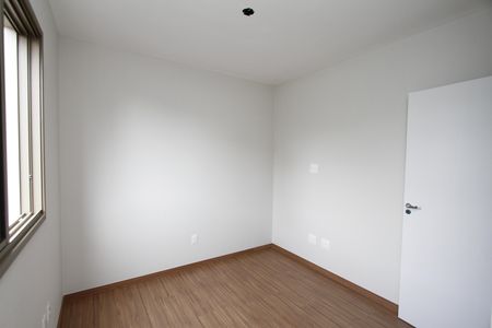 Apartamento à venda com 82m², 3 quartos e 1 vagaQuarto 2