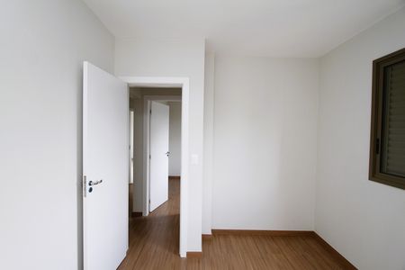 Apartamento à venda com 82m², 3 quartos e 1 vagaQuarto 2