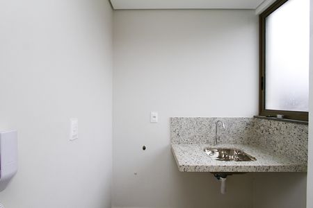 Apartamento à venda com 82m², 3 quartos e 1 vagaÁrea de Serviço