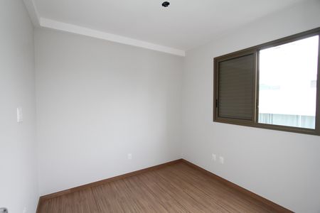 Apartamento à venda com 82m², 3 quartos e 1 vagaQuarto 3