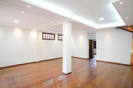 Sala de casa para alugar com 4 quartos, 490m² em Cerâmica, São Caetano do Sul