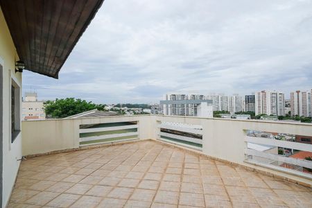 Casa à venda com 490m², 4 quartos e 6 vagasVaranda 