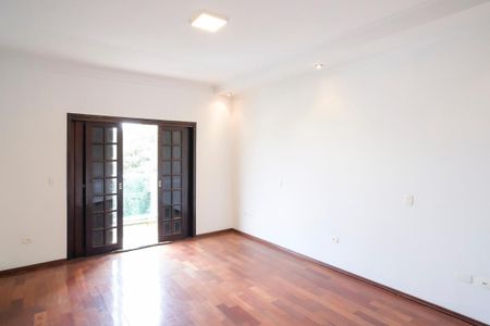 Casa à venda com 490m², 4 quartos e 6 vagasSuíte 3