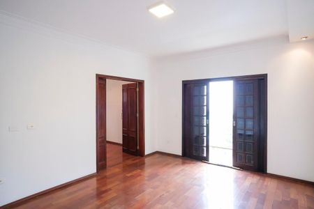 Casa à venda com 490m², 4 quartos e 6 vagasSuíte 3