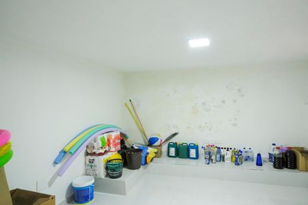 Casa à venda com 490m², 4 quartos e 6 vagasCasa área de serviço