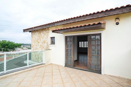 Casa à venda com 490m², 4 quartos e 6 vagasVaranda