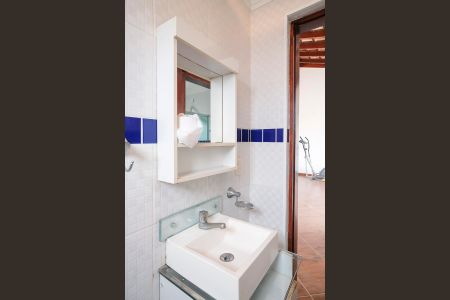 Casa à venda com 490m², 4 quartos e 6 vagasBanheiro varanda