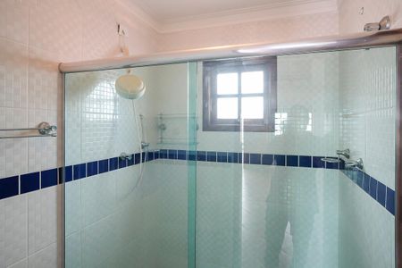 Casa à venda com 490m², 4 quartos e 6 vagasBanheiro varanda
