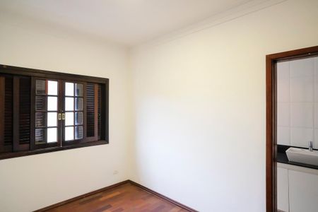 Casa à venda com 490m², 4 quartos e 6 vagasSuíte 2