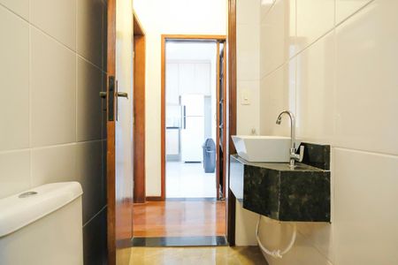 Casa à venda com 490m², 4 quartos e 6 vagasLavabo