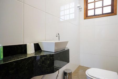 Casa à venda com 490m², 4 quartos e 6 vagasLavabo
