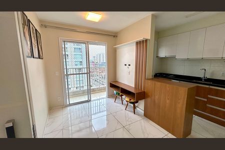Apartamento à venda com 43m², 2 quartos e 1 vaga Apartamento à venda com 43m², 2 quartos e 1 vagaSala