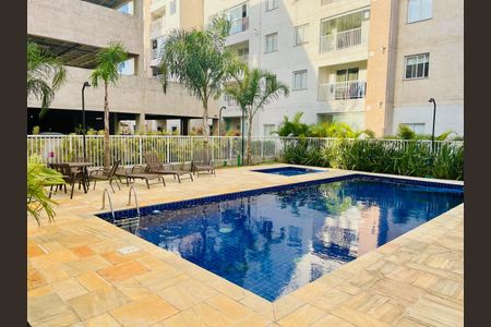 Apartamento à venda com 43m², 2 quartos e 1 vaga Apartamento à venda com 43m², 2 quartos e 1 vagaÁrea comum - Piscina