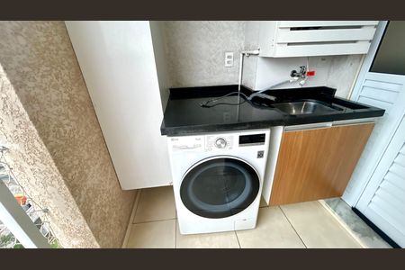 Apartamento à venda com 43m², 2 quartos e 1 vaga Apartamento à venda com 43m², 2 quartos e 1 vagaÁrea de Serviço