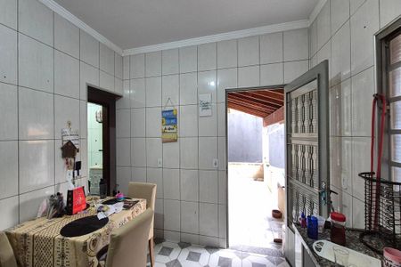 Casa à venda com 488m², 3 quartos e 8 vagas Casa à venda com 488m², 3 quartos e 8 vagasCozinha