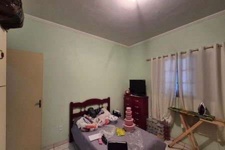 Casa à venda com 488m², 3 quartos e 8 vagas Casa à venda com 488m², 3 quartos e 8 vagasQuarto 2