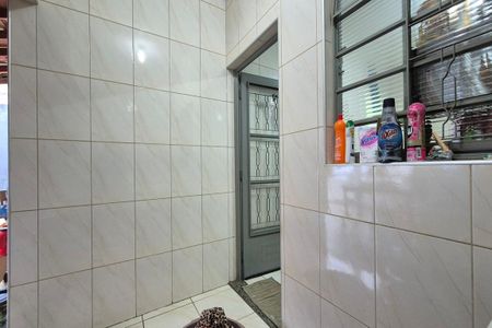 Casa à venda com 488m², 3 quartos e 8 vagas Casa à venda com 488m², 3 quartos e 8 vagasÁrea de serviço