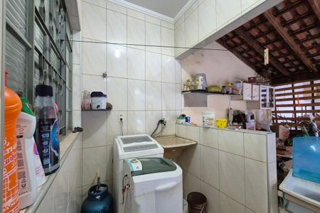 Casa à venda com 488m², 3 quartos e 8 vagas Casa à venda com 488m², 3 quartos e 8 vagasÁrea de Serviço