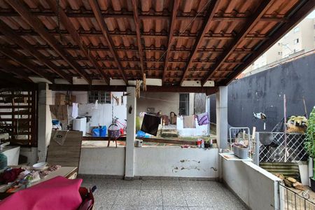 Casa à venda com 488m², 3 quartos e 8 vagas Casa à venda com 488m², 3 quartos e 8 vagasVista do Quarto 2