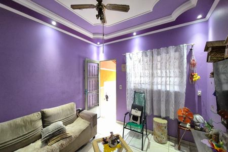 Casa à venda com 488m², 3 quartos e 8 vagas Casa à venda com 488m², 3 quartos e 8 vagasSala