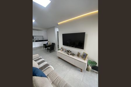 Apartamento à venda com 117m², 2 quartos e 1 vaga Apartamento à venda com 117m², 2 quartos e 1 vagaSala