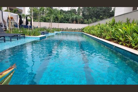 Studio para alugar com 25m², 1 quarto e sem vaga Studio para alugar com 25m², 1 quarto e sem vagaÁrea comum - Piscina