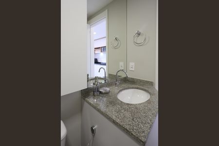 Studio para alugar com 25m², 1 quarto e sem vaga Studio para alugar com 25m², 1 quarto e sem vagaBanheiro