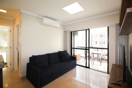 Sala de apartamento para alugar com 1 quarto, 45m² em Vila Olímpia, São Paulo