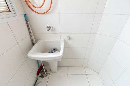 Apartamento para alugar com 68m², 2 quartos e 1 vaga