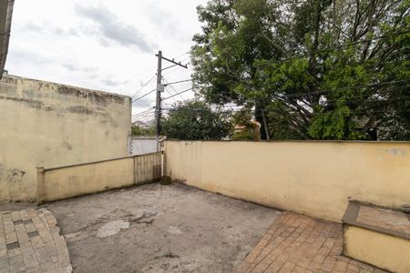 Casa para alugar com 70m², 2 quartos e sem vaga Casa para alugar com 70m², 2 quartos e sem vagaVaranda