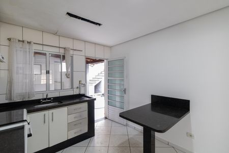 Casa para alugar com 70m², 2 quartos e sem vaga Casa para alugar com 70m², 2 quartos e sem vagaCozinha