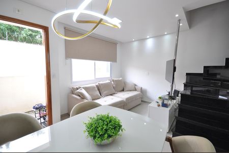 Casa de condomínio para alugar com 63m², 2 quartos e 1 vagaSala