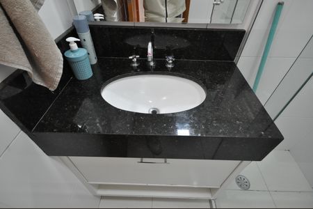 Casa de condomínio para alugar com 63m², 2 quartos e 1 vagaBanheiro Social