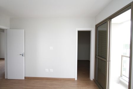 Apartamento à venda com 166m², 3 quartos e 2 vagasQuarto 1 - Suíte